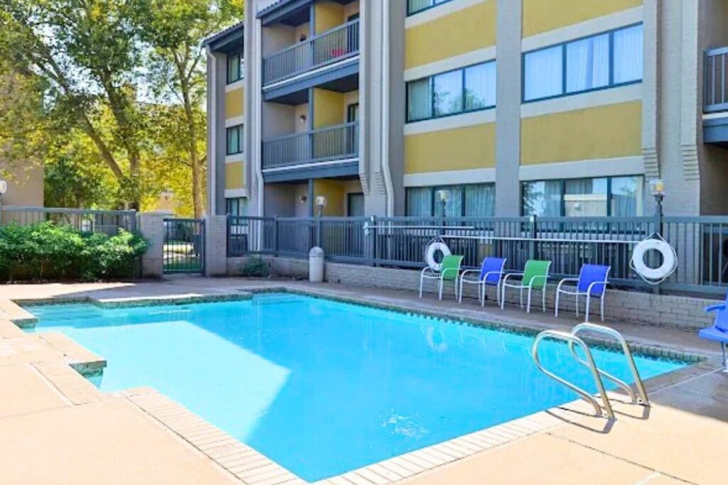 Americas Best Value Inn & Suites Extended Stay – Tulsa