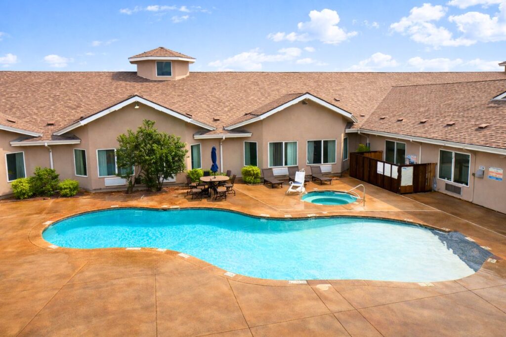 Baymont by Wyndham Hobbs