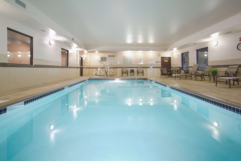 Best Western Plus Lincoln Inn & Suites