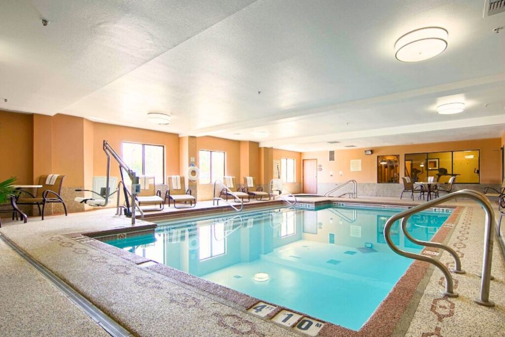 Best Western Plus Woodland Hills Hotel & Suites