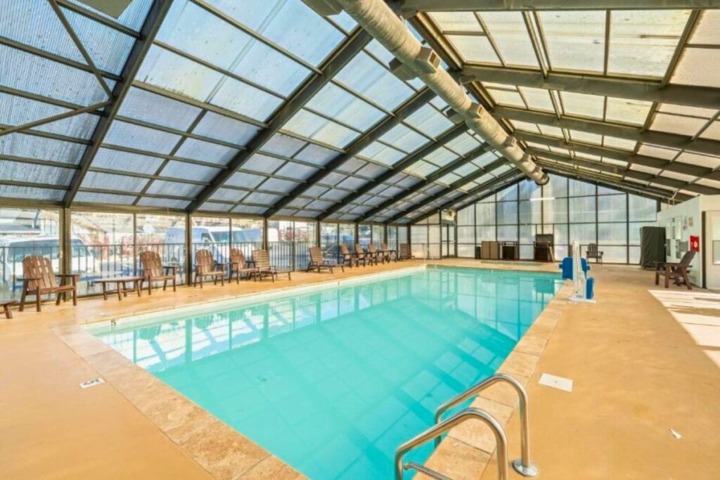 Black Bear Inn & Suites