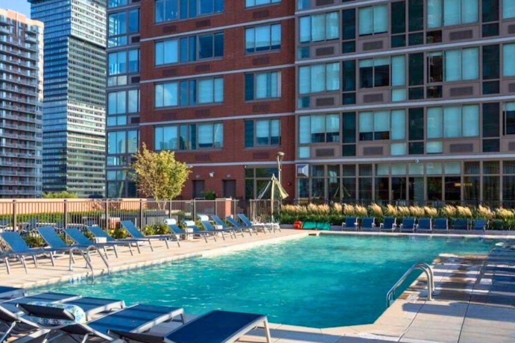 Bluebird Suites near Newport Center