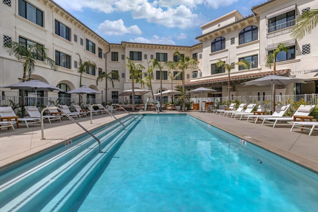 Cambria Hotel Calabasas – Malibu
