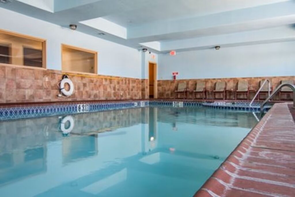 Clarion Inn & Suites Weatherford South