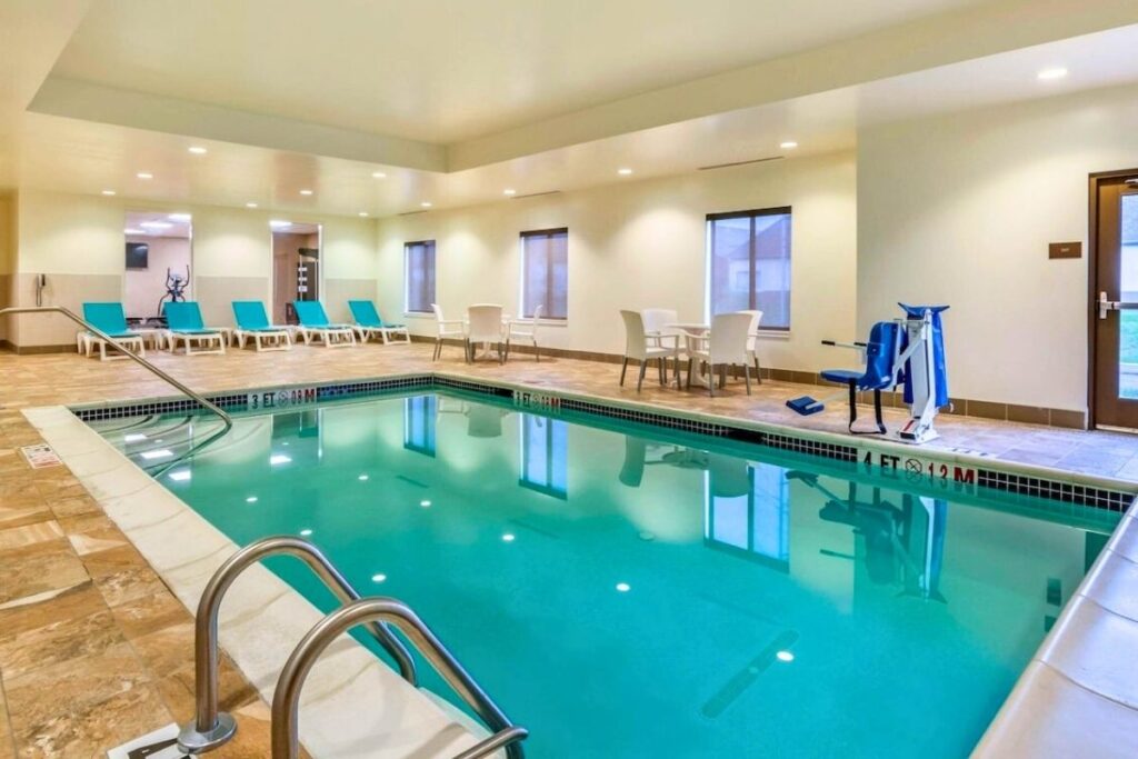 Comfort Inn PA Turnpike – 1-81