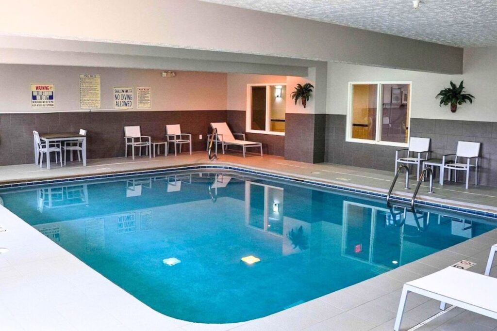 Country Inn & Suites by Radisson, Fairborn South, OH