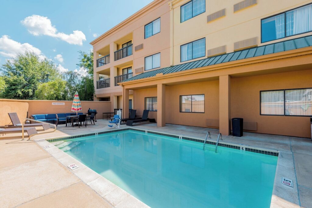 Courtyard By Marriott Tupelo