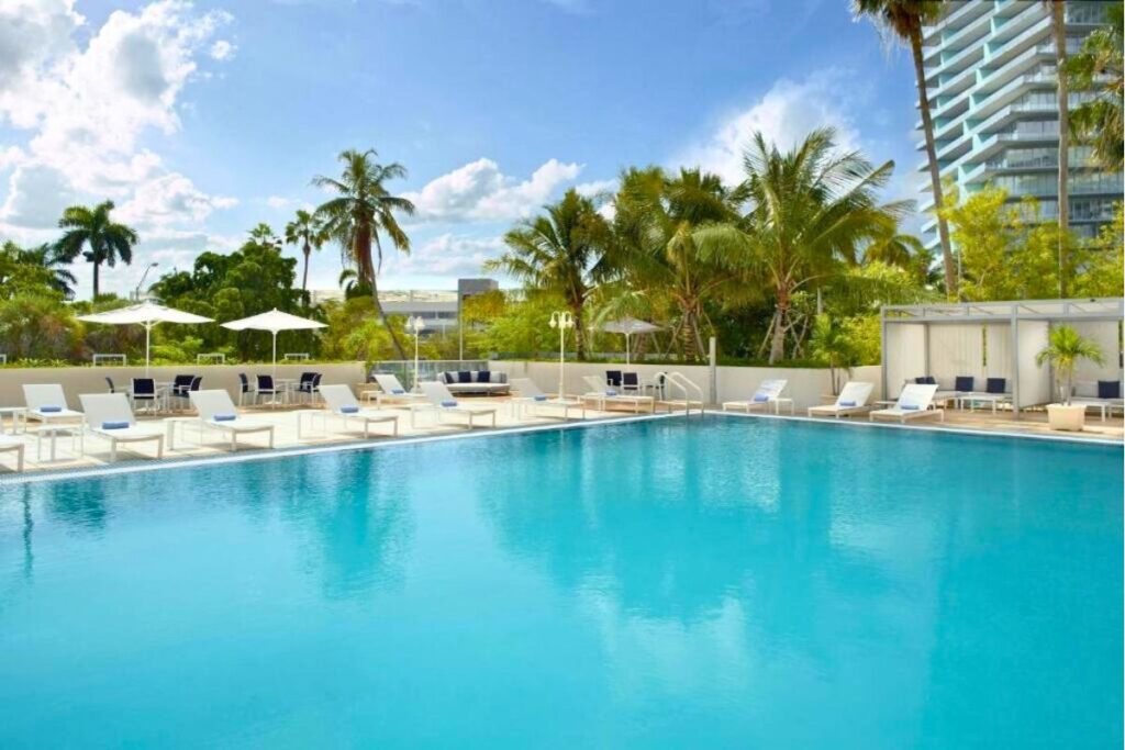 Courtyard Miami Coconut Grove