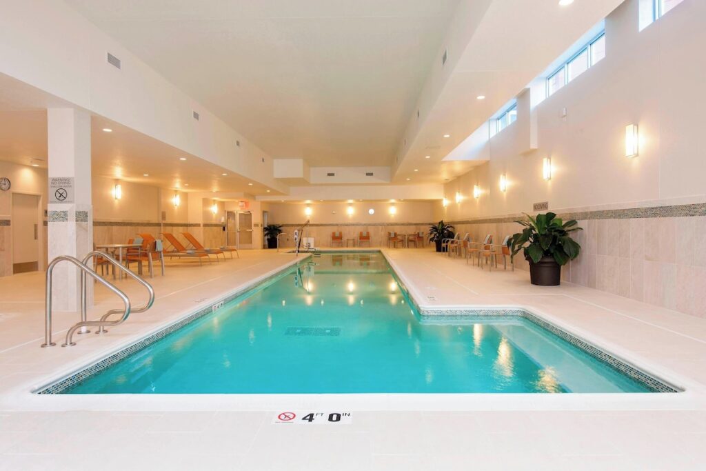 Courtyard Peoria Downtown