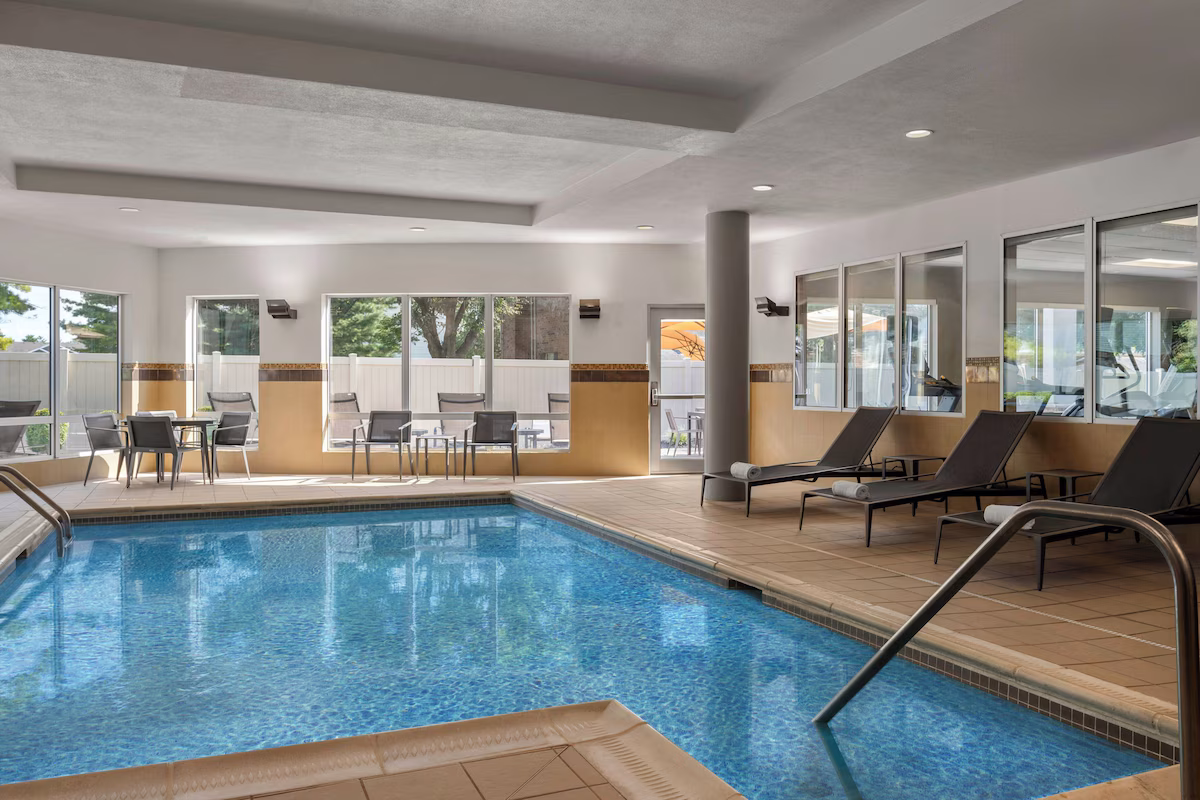 Courtyard by Marriott Evansville East