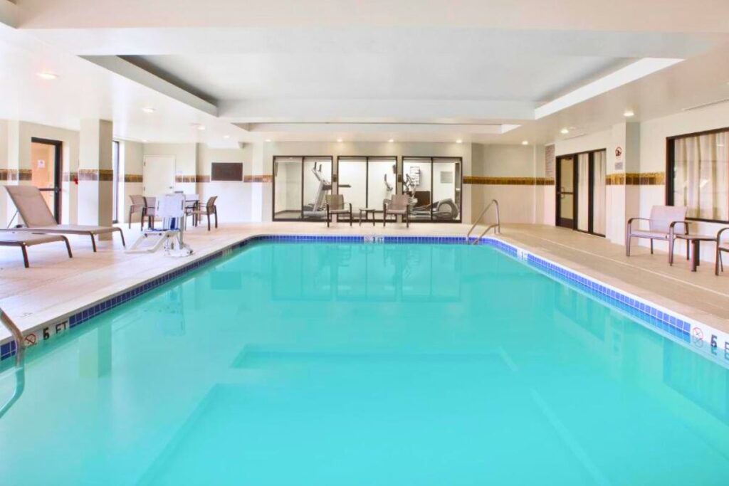 Courtyard by Marriott Somerset