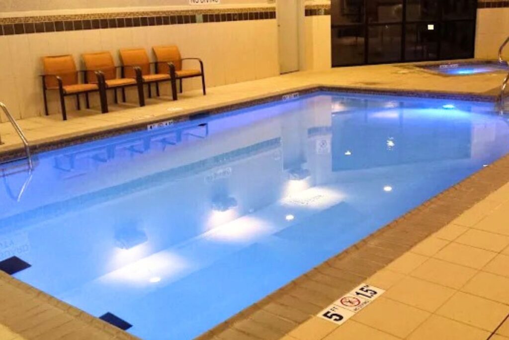 Courtyard by Marriott Tulsa Woodland Hills