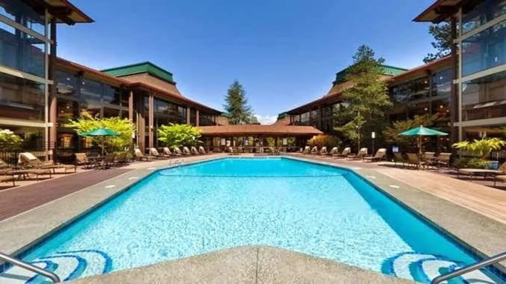 DoubleTree by Hilton Seattle Airport