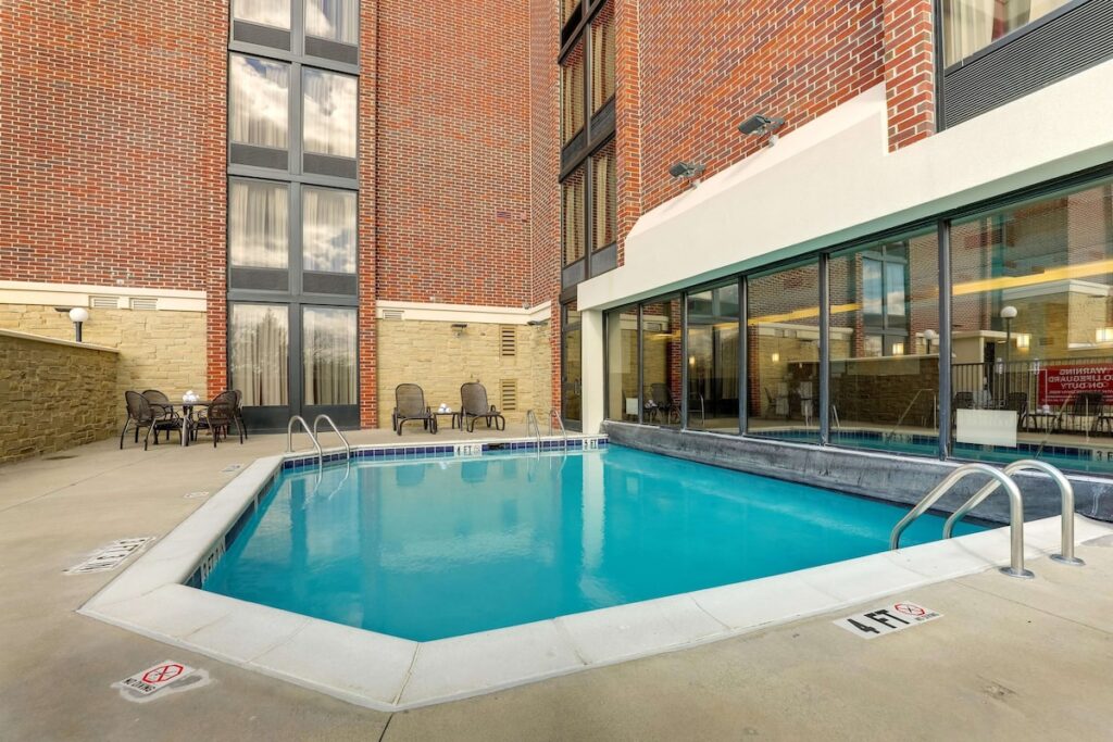 Drury Inn & Suites Columbus Dublin