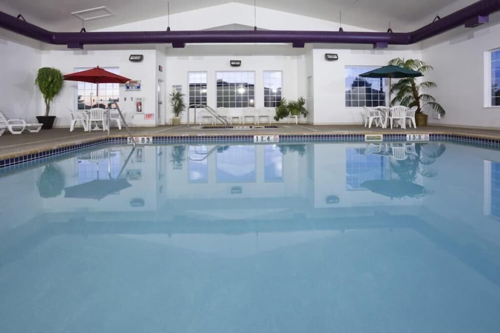 GrandStay Hotel & Suites Becker Big Lake