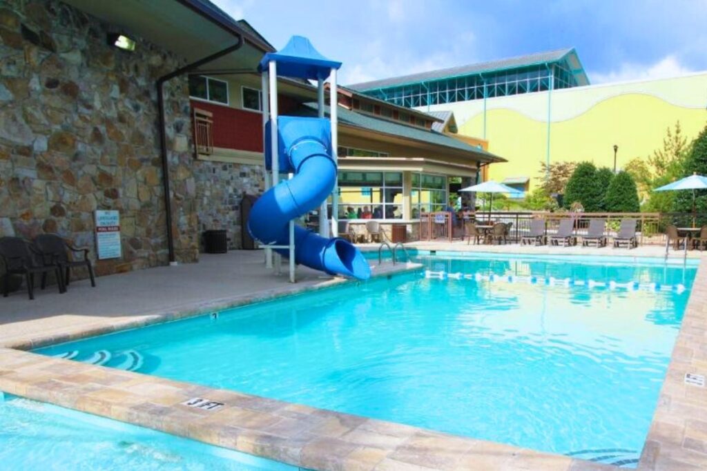 Greystone Lodge on the River