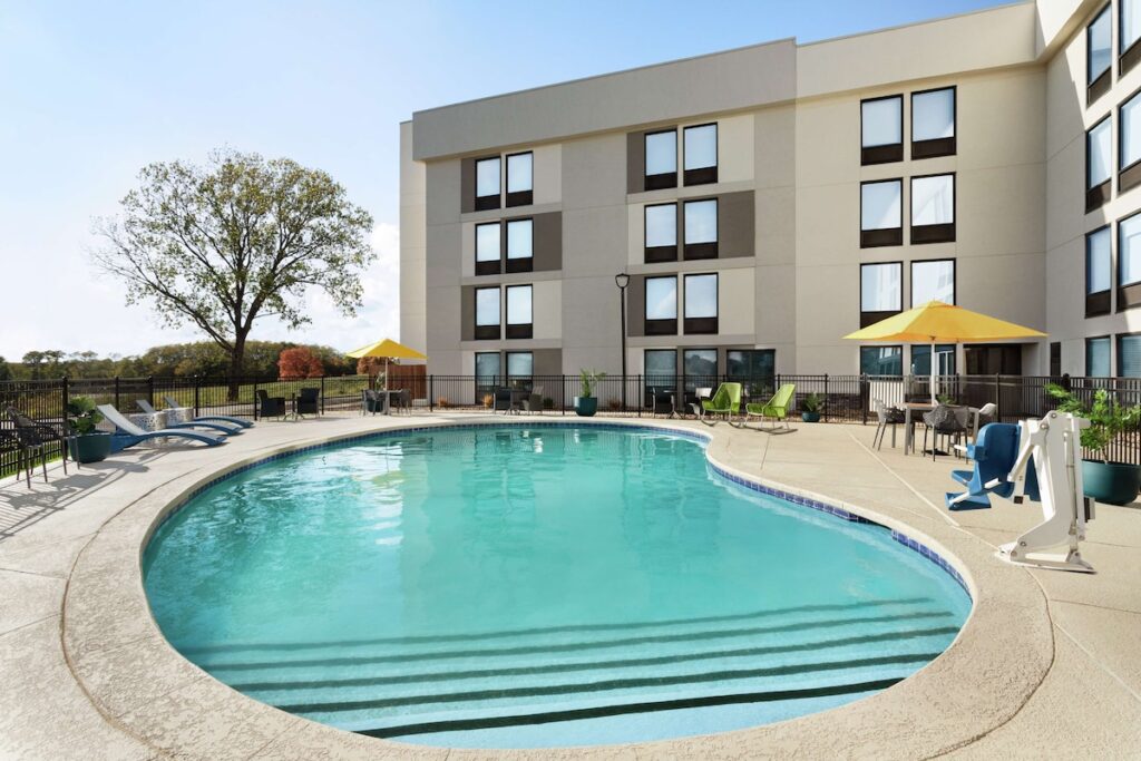 Hampton Inn Kansas City-Airport