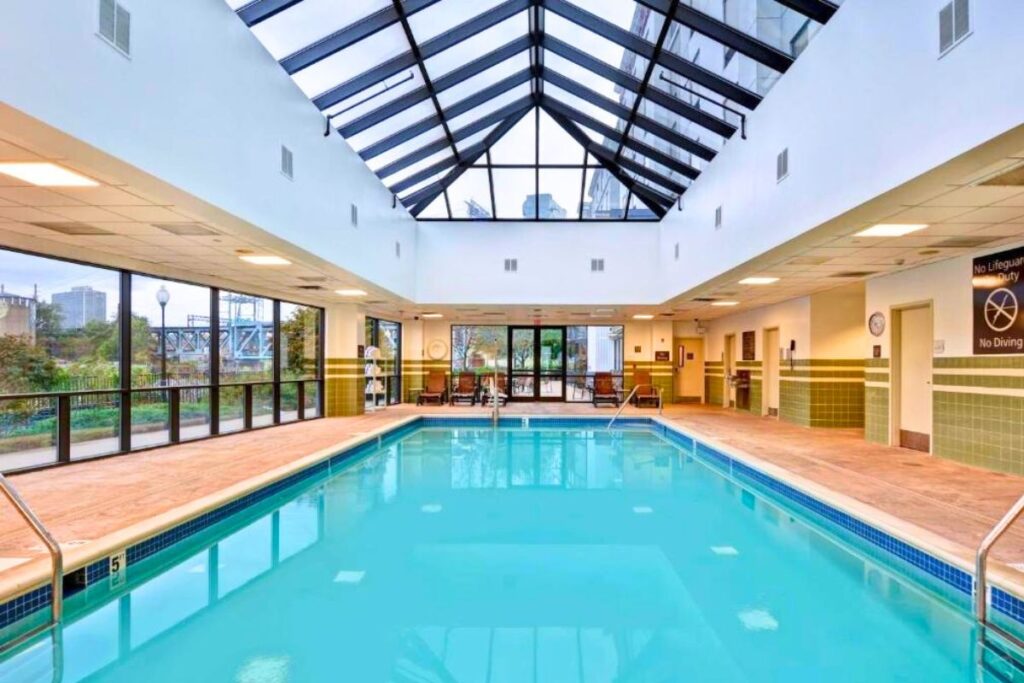 Hampton Inn & Suites Newark-Harrison-Riverwalk