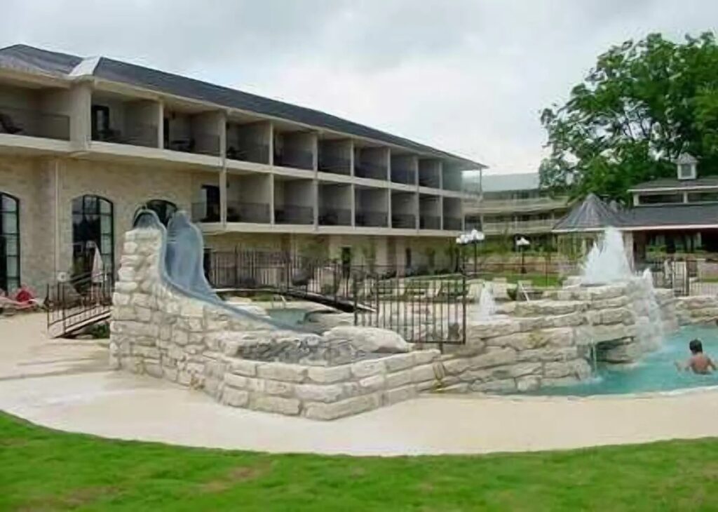 Hampton Inn and Suites Fredericksburg