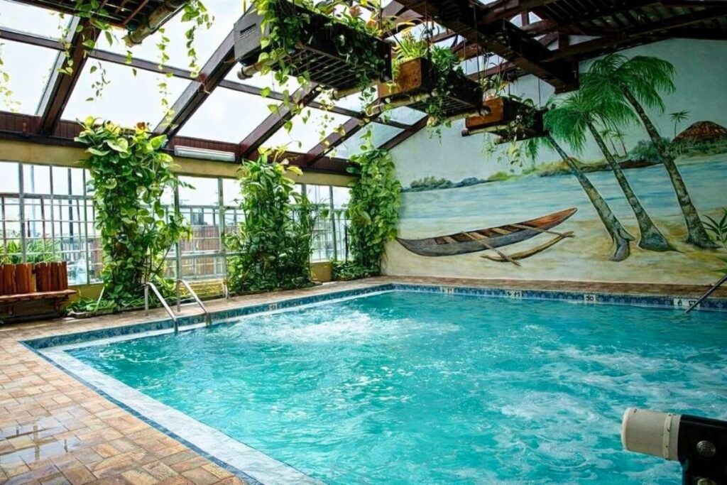 Hawaiian Inn Beach Resort