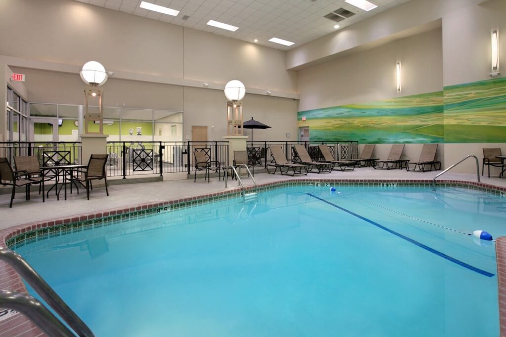 Holiday Inn Airport – Portland by IHG