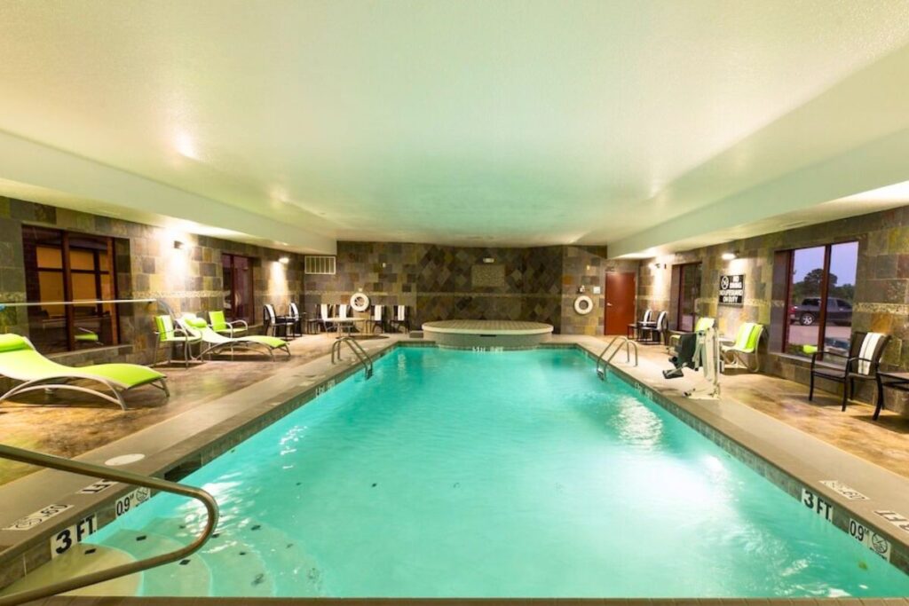 Holiday Inn Express Clinton by IHG