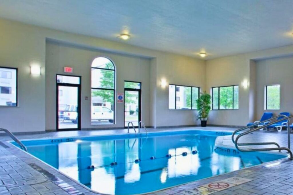 Holiday Inn Express Hotel Pittsburgh-North/Harmarville by IHG