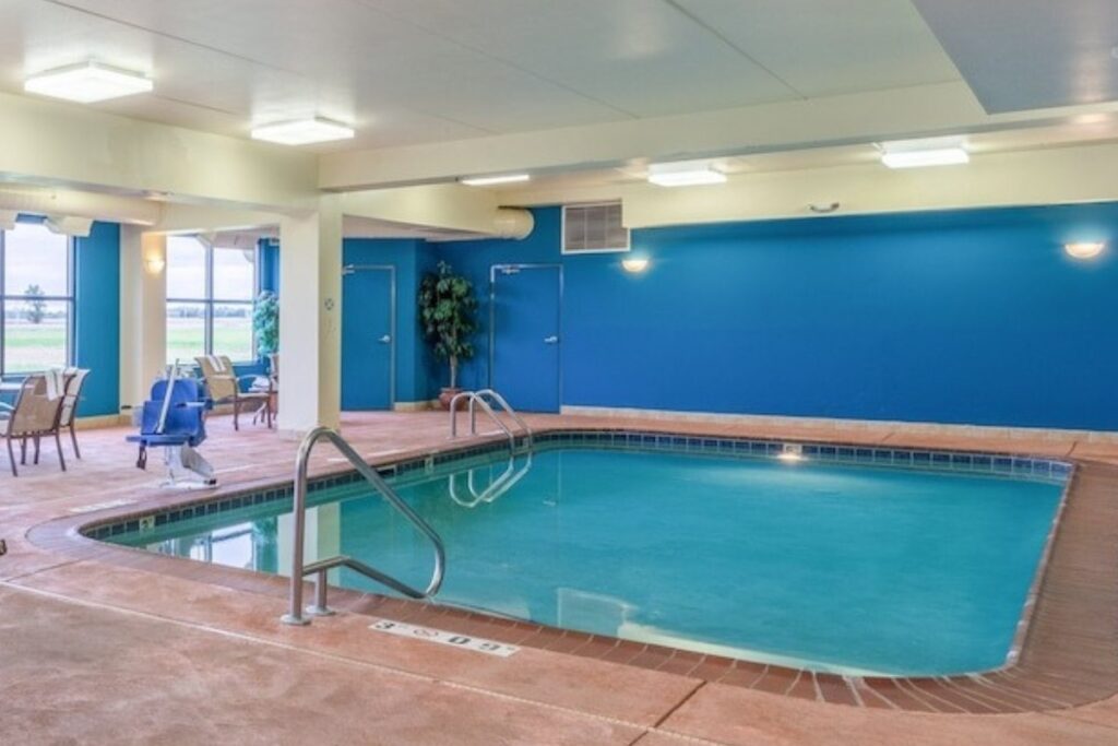 Holiday Inn Express Hotel & Suites Bowling Green by IHG