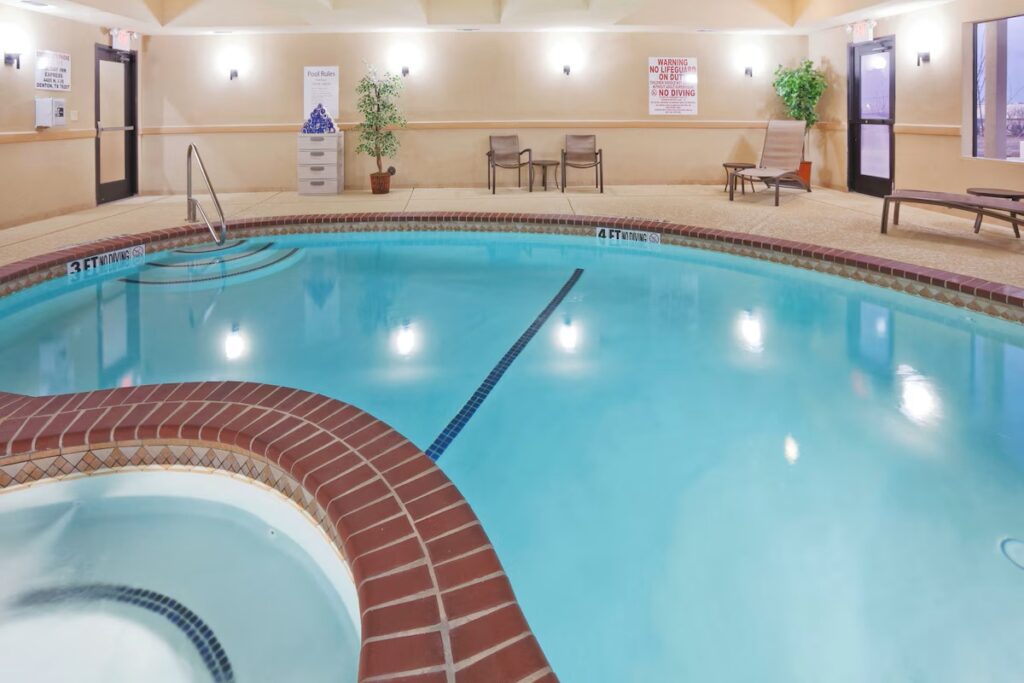 Holiday Inn Express & Suites Denton North by IHG