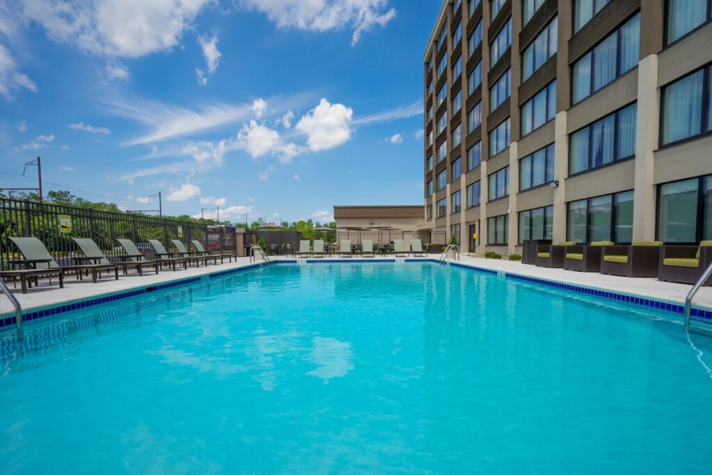 Holiday Inn Express & Suites Ft. Washington – Philadelphia by IHG