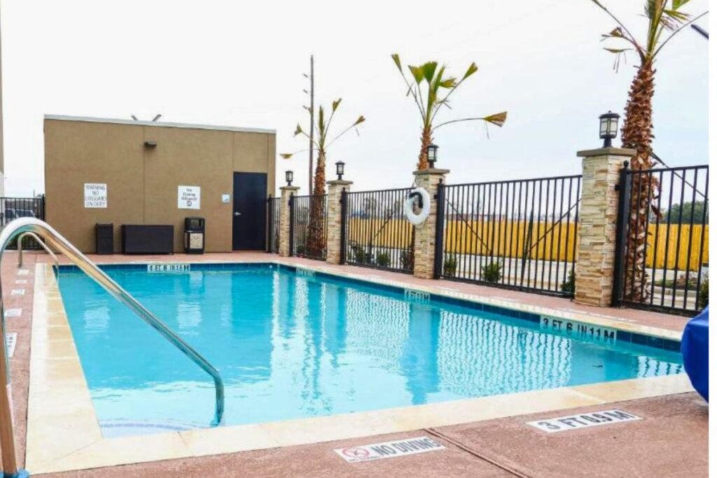 Holiday Inn Express & Suites – Houston IAH – Beltway 8 by IHG