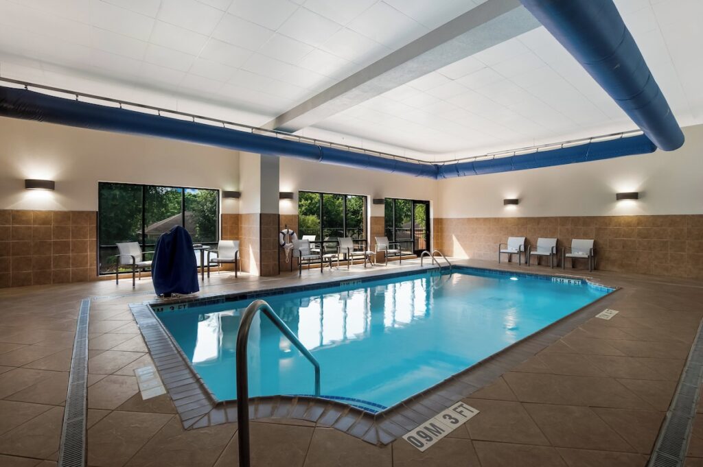 Holiday Inn Express & Suites Lexington by IHG