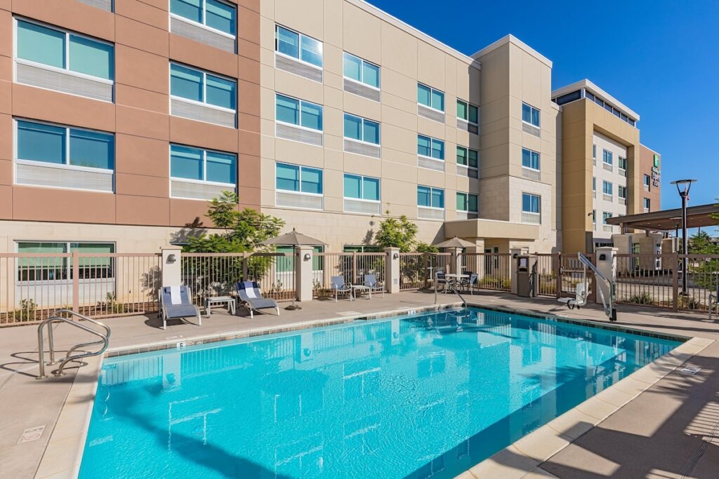 Holiday Inn Express & Suites Moreno Valley – Riverside by IHG