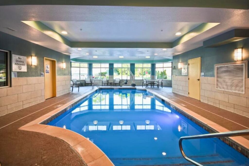 Holiday Inn Express & Suites Schererville by IHG