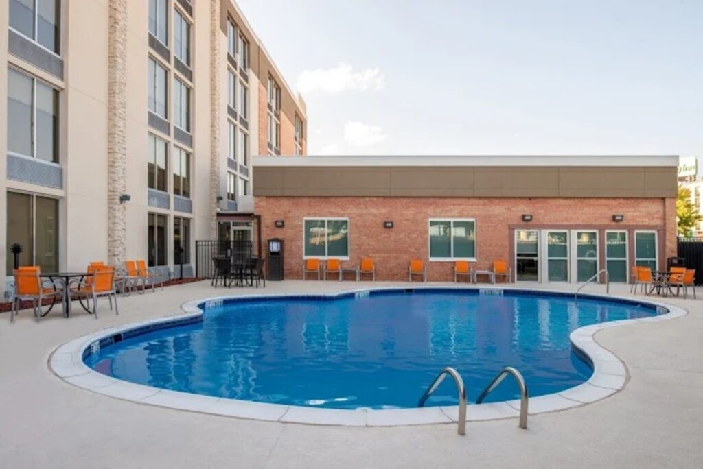 Holiday Inn Express & Suites Shreveport – Downtown by IHG