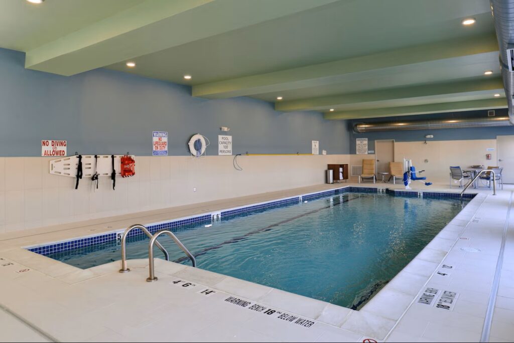 Holiday Inn Express & Suites Southgate – Detroit Area by IHG