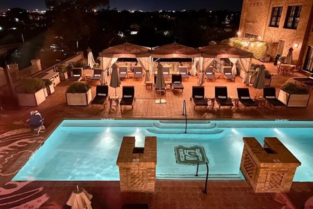 Hotel Emma at Pearl on the Riverwalk