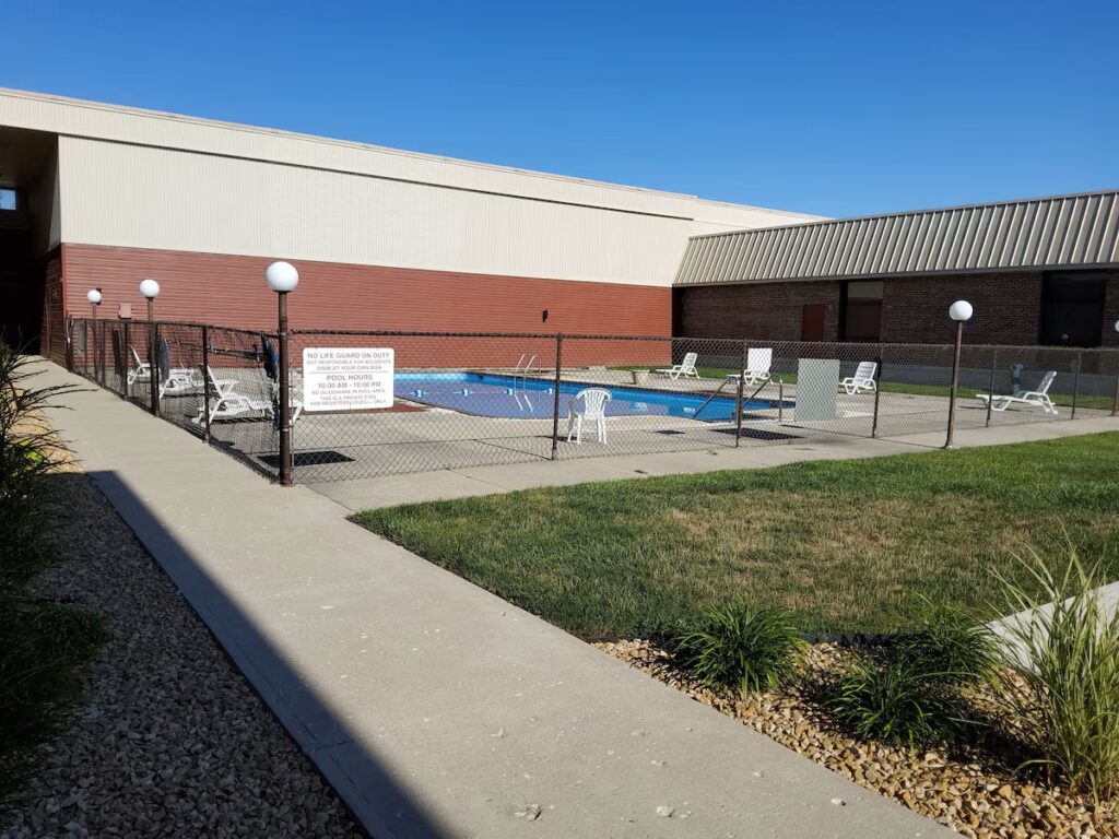 Klopfenstein Inn and Suites