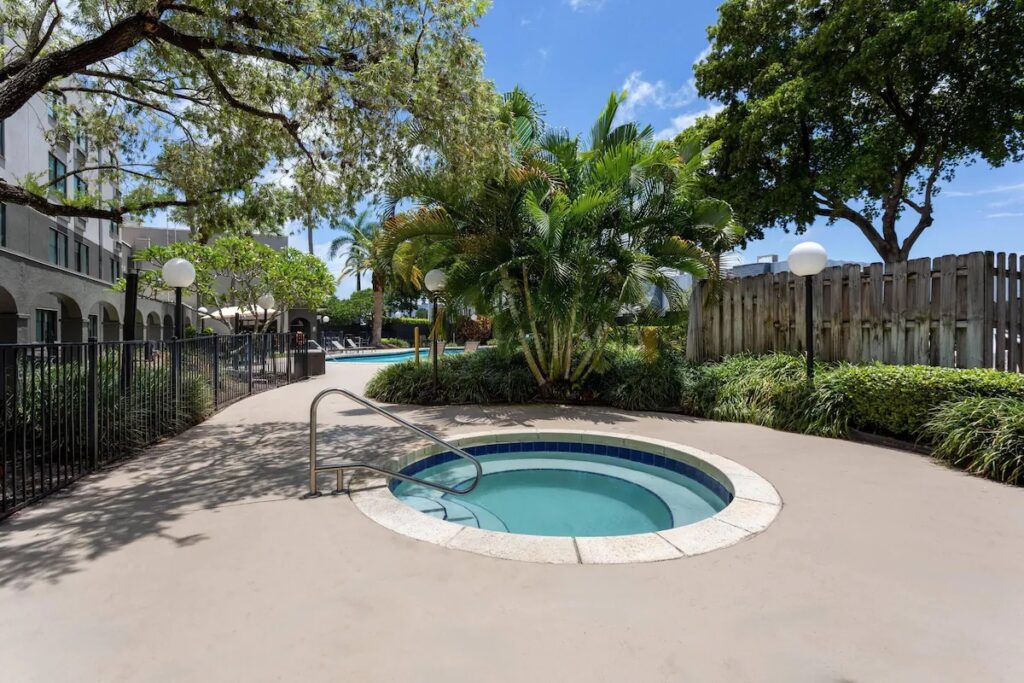 La Quinta Inn & Suites by Wyndham Ft Lauderdale Cypress Cr