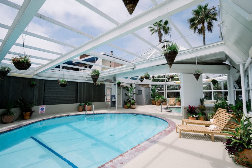 Laguna Surf Lodge by SCP Hotels