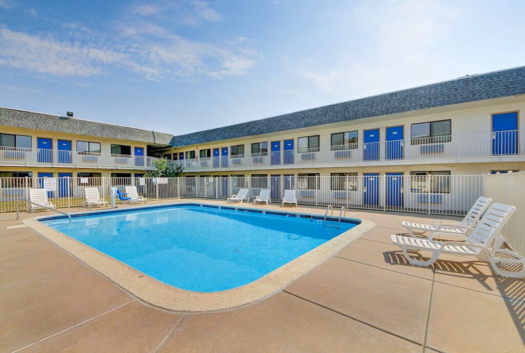 Motel 6-Wichita, KS – AIRPORT