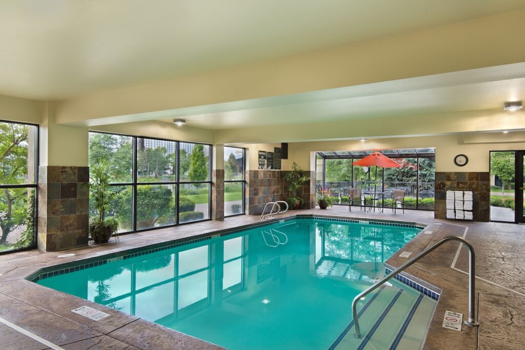 Oxford Suites Downtown Spokane