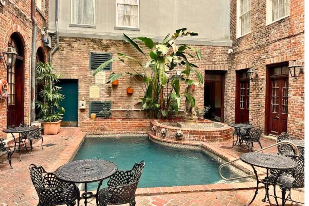 Quarter House Suites