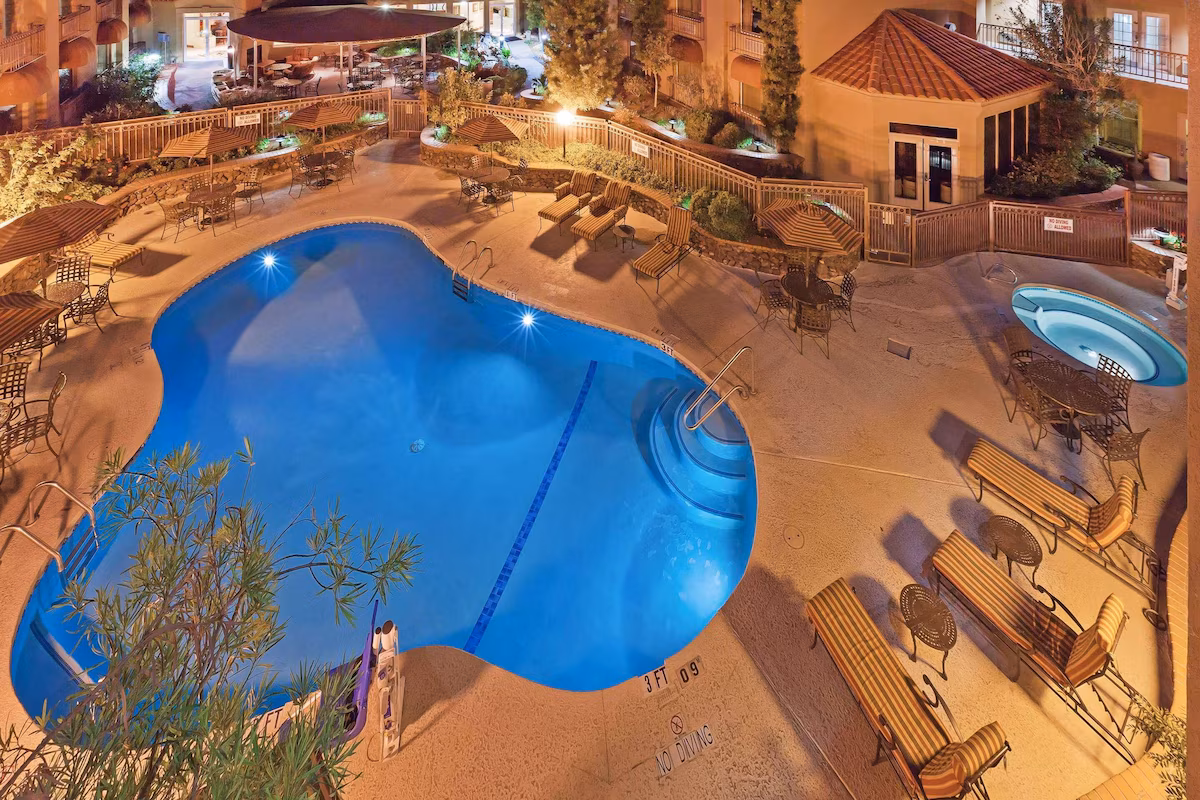 Radisson Hotel El Paso Airport