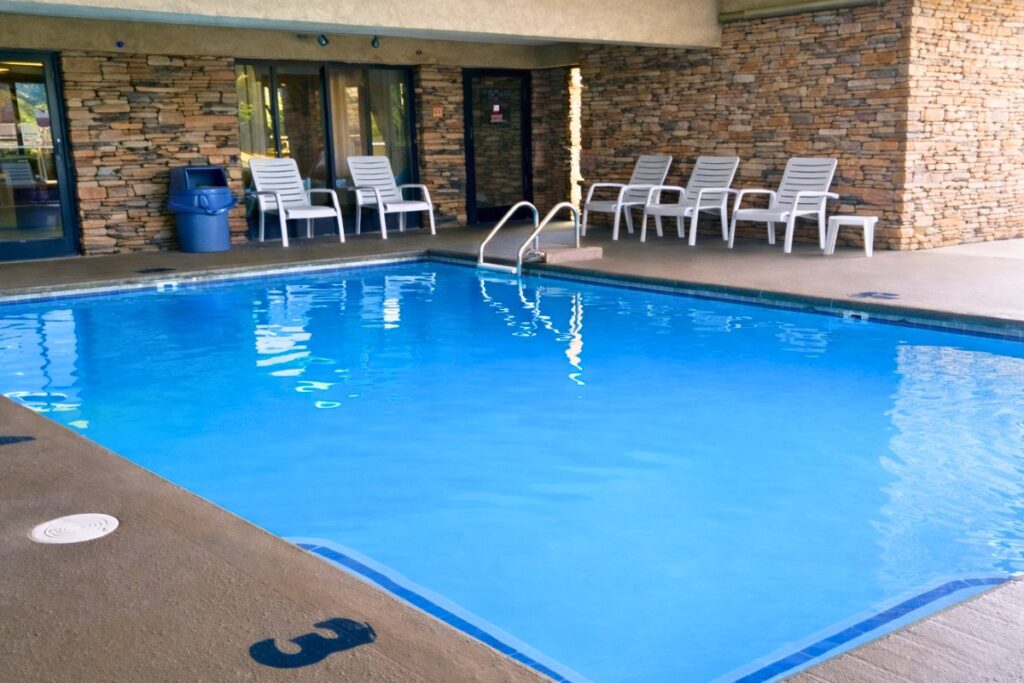 Riverside Motor Lodge – Pigeon Forge