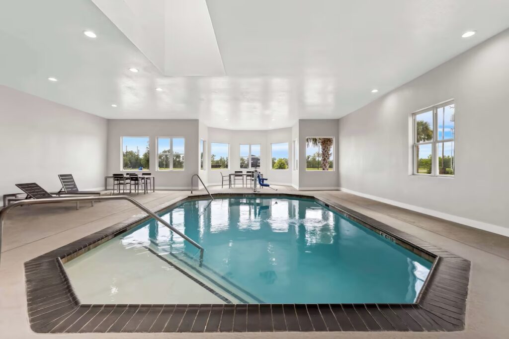 Sonesta Essential La Porte