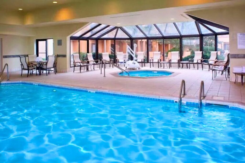 Sonesta Select Kansas City Airport Tiffany Springs