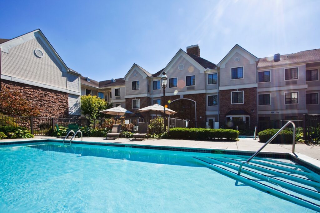 Staybridge Suites Detroit-Utica by IHG