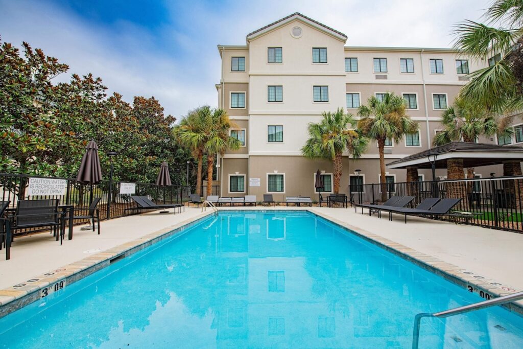 Staybridge Suites Lafayette by IHG
