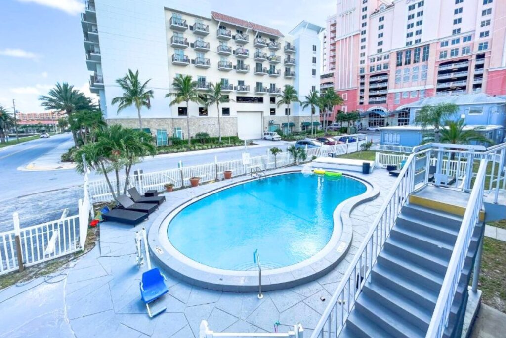 Sunrise Resort Motel South